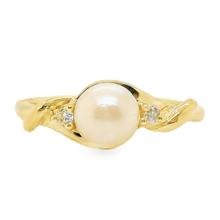 Pearl & Diamond Ring