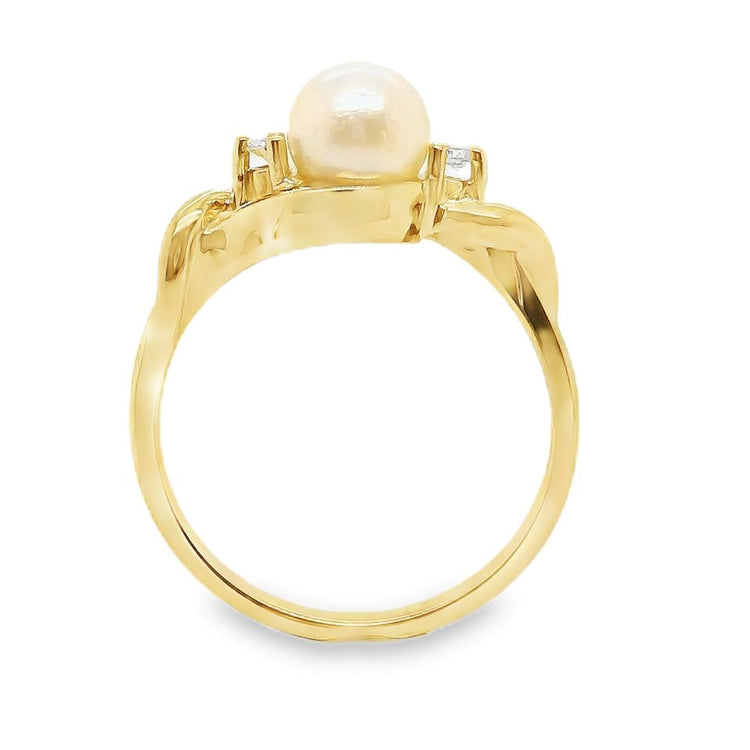 Pearl & Diamond Ring