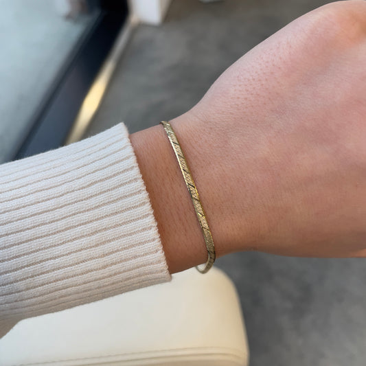 Dainty Herringbone Bracelet