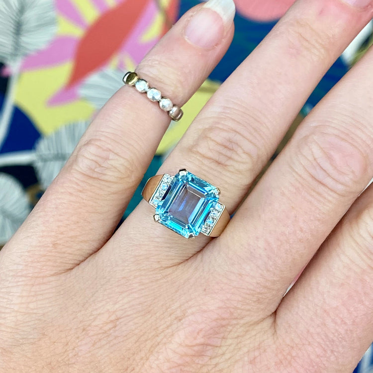 Aquamarine & Diamond Ring